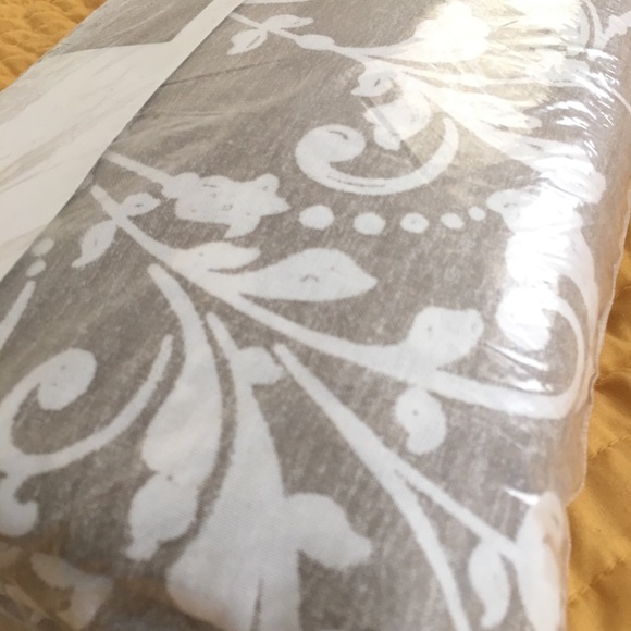 Need space - Picture 2 of 2